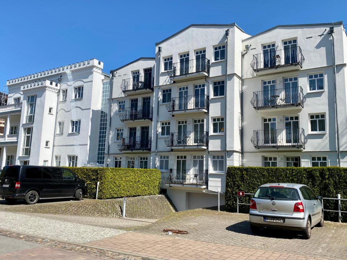 Haus Kastell - Suite Strandglueck Heringsdorf  Exterior photo